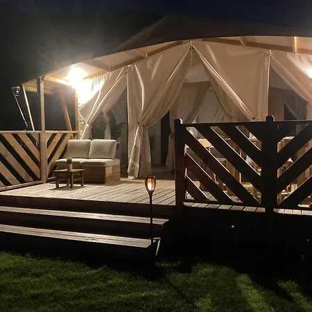 Οργανωμένο κάμπινγκ Luxury